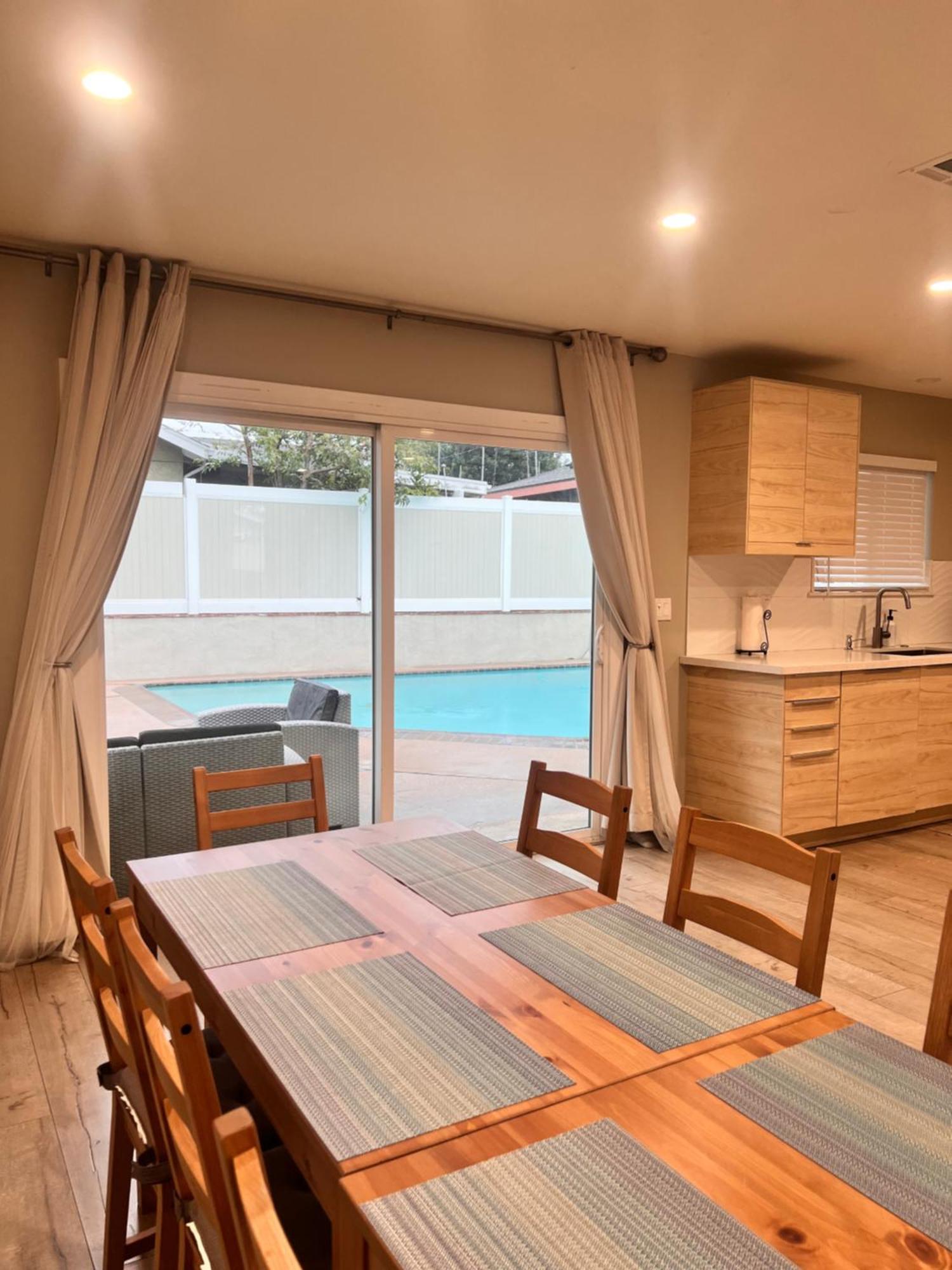 11640 Gothic Avenue Hébergement de vacances