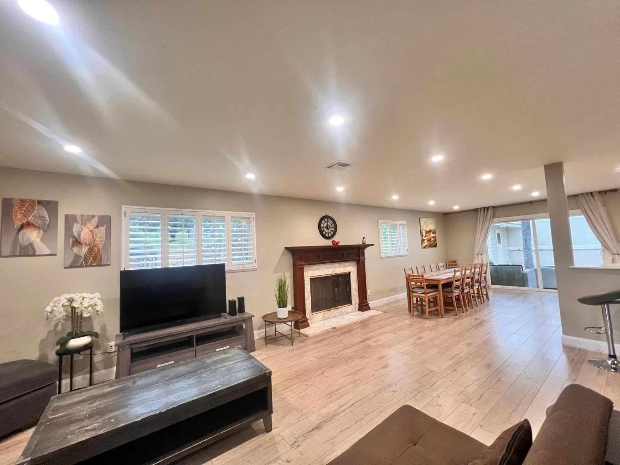 11640 Gothic Avenue Hébergement de vacances
