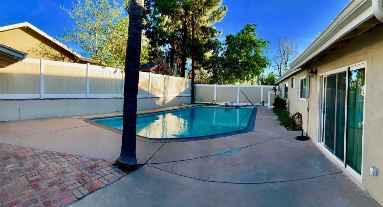 11640 Gothic Avenue Hébergement de vacances